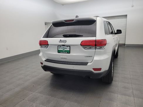 Used 2018 Jeep Grand Cherokee Laredo RWD image 7