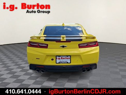 Used 2017 Chevrolet Camaro SS RWD image 5