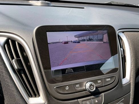 Used 2023 Chevrolet Malibu LT FWD image 21