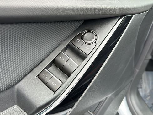 New 2026 Chevrolet Equinox RS w/ Convenience Package III image 30