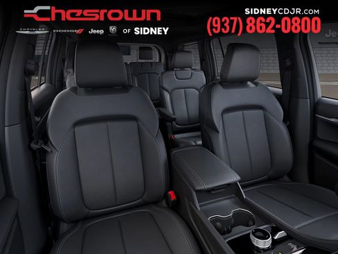 New 2026 Jeep Grand Cherokee L Limited AWD/4WD image 16