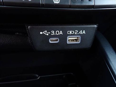 Used 2026 Subaru Outback Limited AWD/4WD image 24