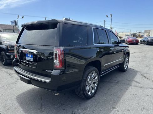 Used 2015 GMC Yukon Denali w/ Premium Package RWD image 6
