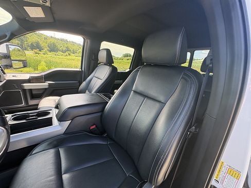 Used 2022 Ford F250 Lariat AWD/4WD image 31