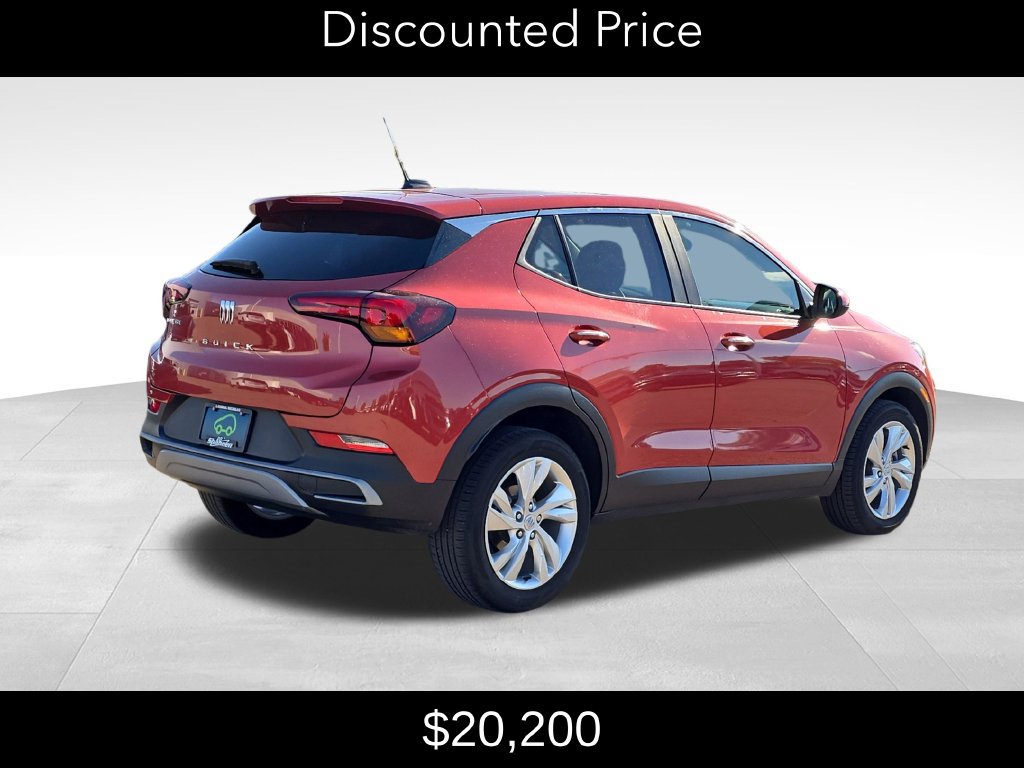 Used 2024 Buick Encore GX Preferred w/ Comfort Package FWD image 3