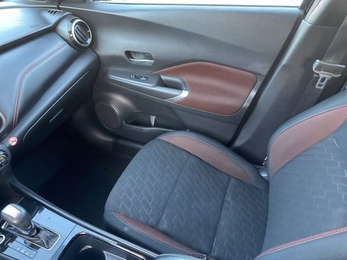 Used 2024 Nissan Kicks SR FWD image 17