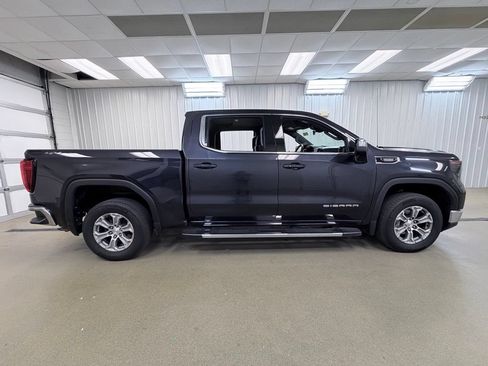 Used 2025 GMC Sierra 1500 SLE AWD/4WD image 5