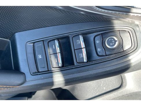 Used 2023 Subaru Crosstrek 2.5i Limited image 12