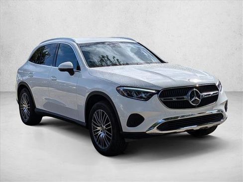 Certified 2026 Mercedes-Benz GLC 300 image 3
