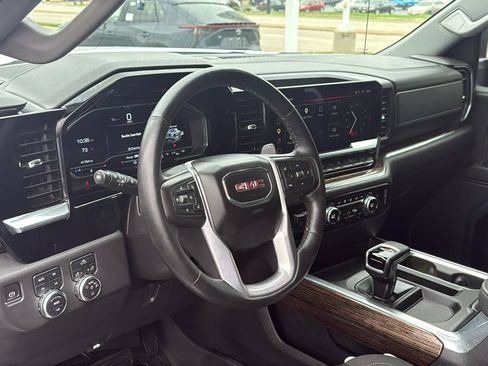 Used 2023 GMC Sierra 1500 Elevation AWD/4WD image 11