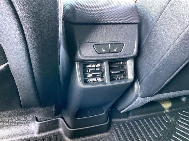 Used 2025 Chevrolet Equinox RS w/ Safety and Technology Package FWD image 28