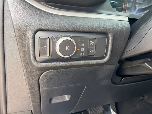 Used 2020 Ford Explorer XLT w/ Equipment Group 202A AWD/4WD image 23