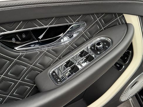 Used 2023 Bentley Continental GT Speed image 45