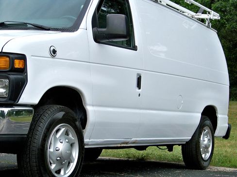 Used 2013 Ford E-150 and Econoline 150 w/ PWR Group image 21