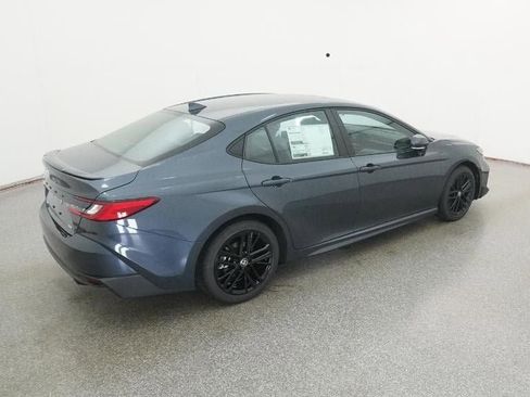 New 2026 Toyota Camry SE image 9