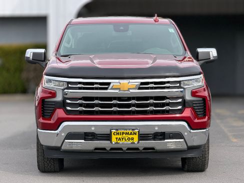 Used 2024 Chevrolet Silverado 1500 LTZ w/ LTZ Premium Package AWD/4WD image 17