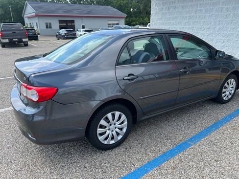 Used 2013 Toyota Corolla LE FWD image 8