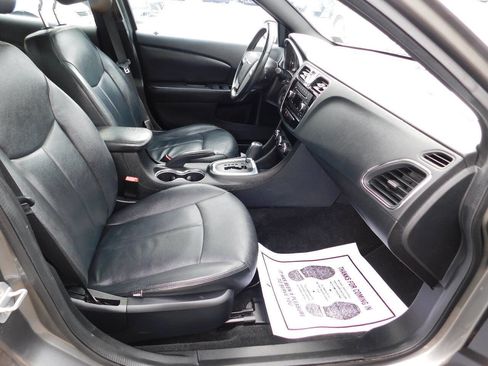 Used 2013 Chrysler 200 Touring w/ S Exterior Appearance Pkg image 23