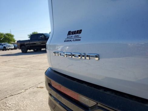 New 2026 GMC Acadia Denali Ultimate image 8