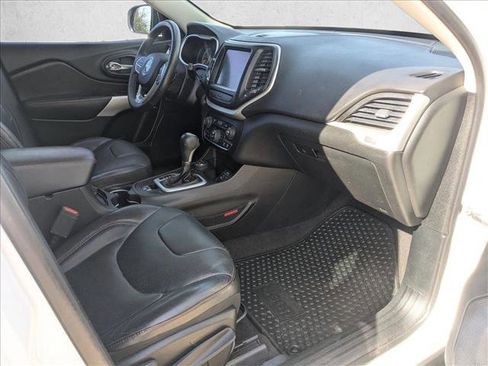 Used 2017 Jeep Cherokee Trailhawk image 22