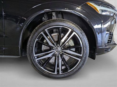 Used 2021 Volvo XC60 T8 R-Design w/ Advanced Package image 24