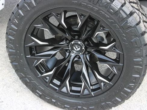 Used 2024 Ford F150 XLT w/ Equipment Group 302A MID AWD/4WD image 16