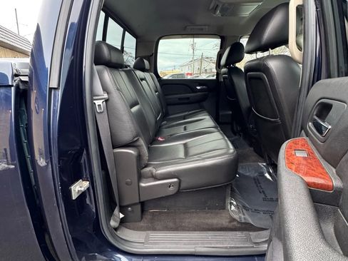 Used 2011 Chevrolet Silverado 2500 LTZ w/ Snow Plow Prep Package image 26