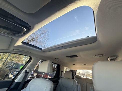 Used 2022 Hyundai Palisade SEL w/ Premium Package image 21