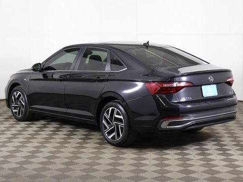 Used 2024 Volkswagen Jetta SEL image 14