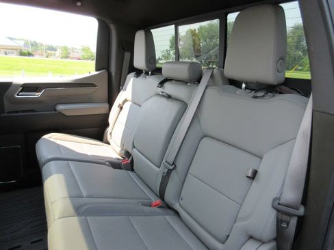 Certified 2024 GMC Sierra 1500 SLT w/ SLT Premium Plus Package AWD/4WD image 23