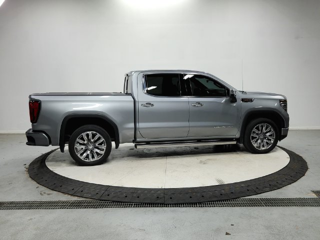 Used 2024 GMC Sierra 1500 Denali AWD/4WD image 9