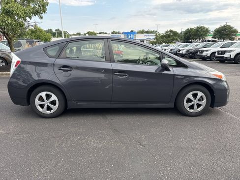 Used 2012 Toyota Prius Two FWD image 13