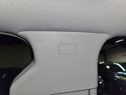 Used 2019 Chevrolet Tahoe 4WD w/ Enhanced Driver Alert Package image 38