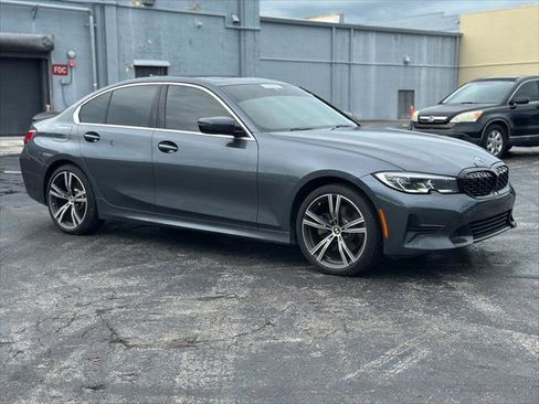 Used 2020 BMW 330i Sedan w/ Executive Package RWD image 11