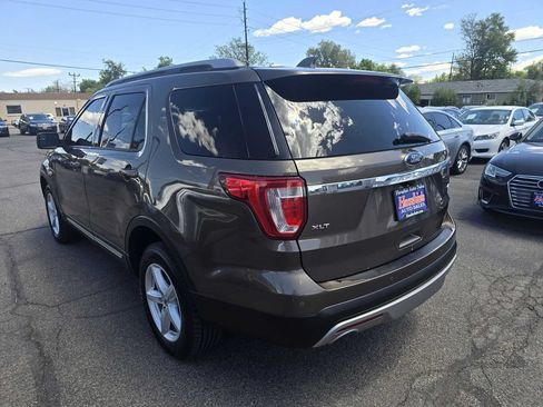 Used 2016 Ford Explorer XLT w/ Equipment Group 202A AWD/4WD image 10