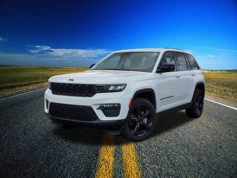 Certified 2023 Jeep Grand Cherokee Limited w/ Black Appearance Package AWD/4WD image 32