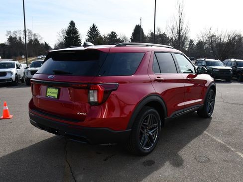 New 2026 Ford Explorer ST-Line image 6