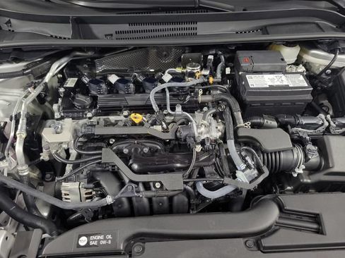 Used 2025 Toyota Corolla LE FWD image 10