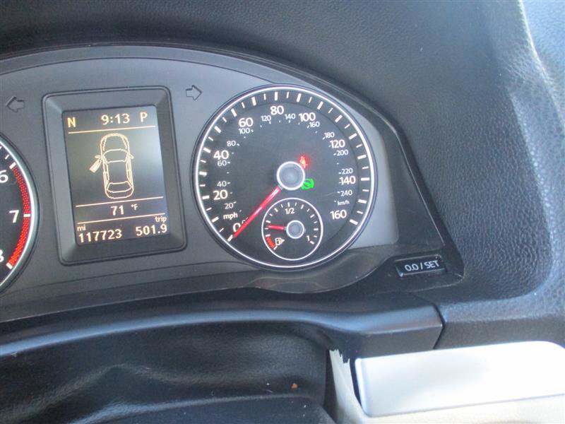 Used 2013 Volkswagen Eos Komfort FWD image 14