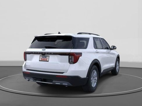 New 2026 Ford Explorer Active w/ Active Comfort Package RWD image 8