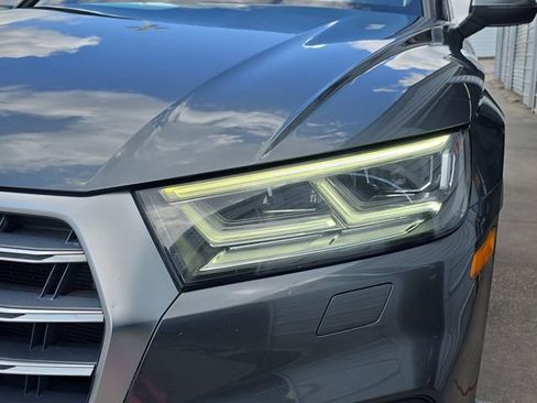 Used 2018 Audi SQ5 Premium Plus w/ S Sport Package image 32