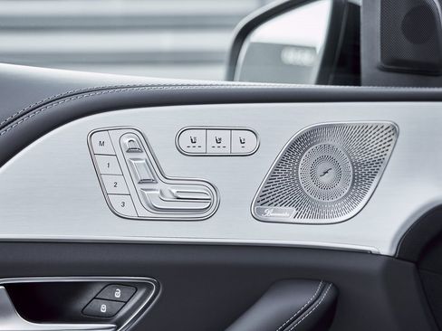 Used 2025 Mercedes-Benz GLS 63 AMG GLS 63 AMG image 35