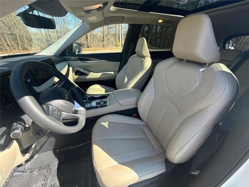 Used 2023 INFINITI QX60 Luxe w/ Cargo Package image 10