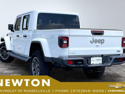 Used 2020 Jeep Gladiator Overland AWD/4WD image 13