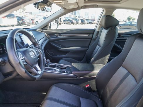Used 2020 Honda Accord EX image 15