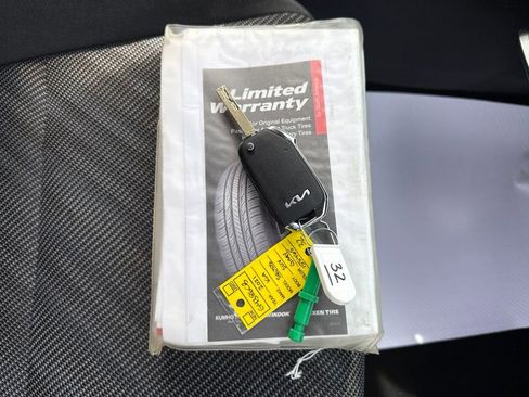Used 2021 Kia Seltos LX AWD/4WD image 51