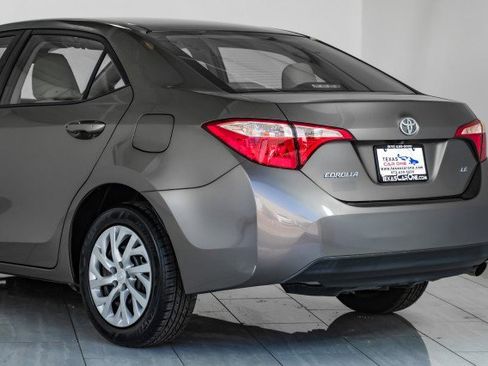 Used 2017 Toyota Corolla LE image 64