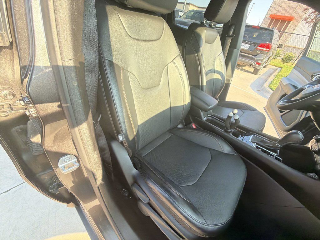 Certified 2023 Jeep Compass Limited AWD/4WD image 21