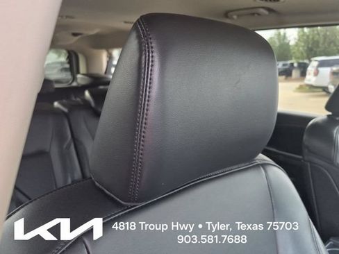 Used 2023 Ford Expedition Max XLT AWD/4WD image 16