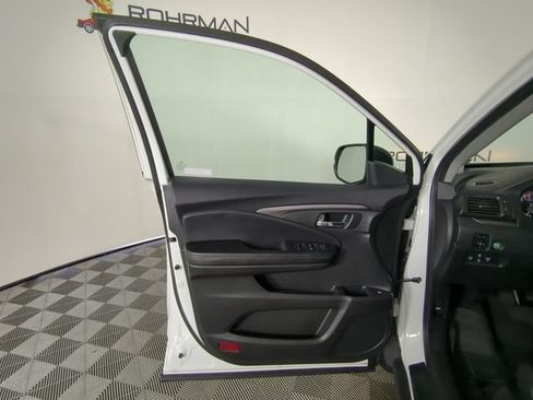 Used 2020 Honda Ridgeline RTL image 17